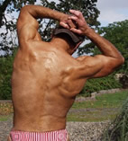 john gomes back pose